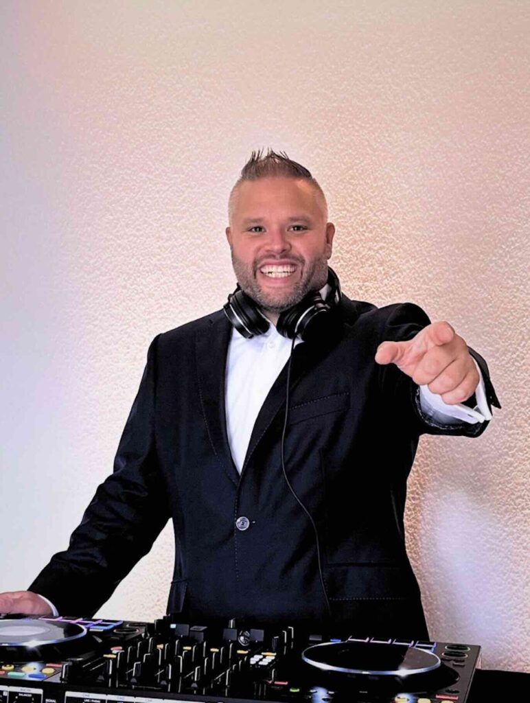 Hochzeits DJ Alex De La Groove Fulda Hessen Hochzeit DJ Hochzeitsfeier